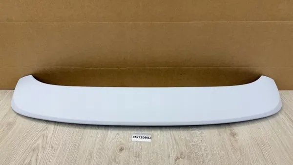 Skoda Superb III Kombi bakluckespoiler OEM 3V9827939 image 2