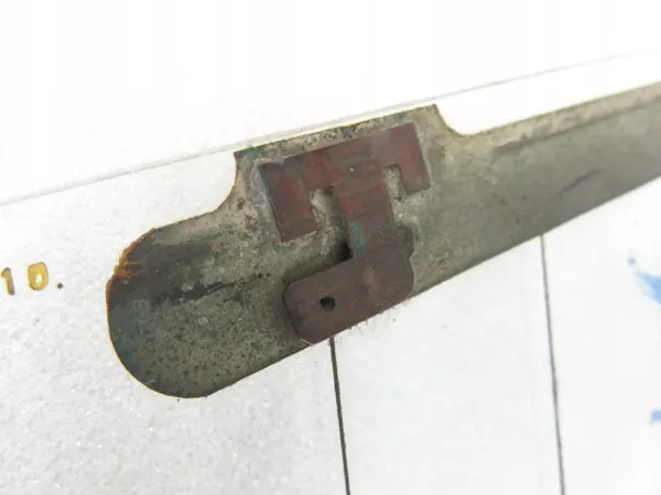 Vitre Arrière OEM SZYBA TYLNA VW TRANSPORTER T4 FURGON image 3