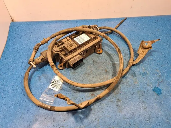 TOYOTA AVENSIS T27 LIFT 2012 Frein Électrique 46300-05031 image 1