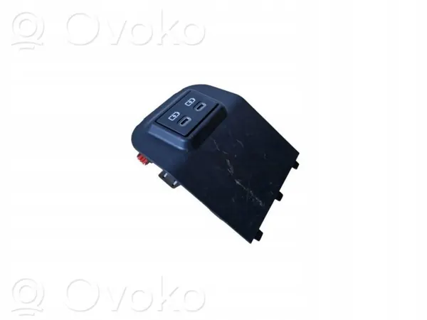 Toyota USB-aansluiting OEM 8553242050 voor RAV4 XA50 image 4