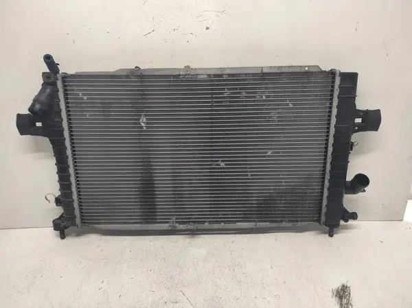 OPEL ASTRA H 04- 1.9DTL Vattensradiator 13143570 image 2