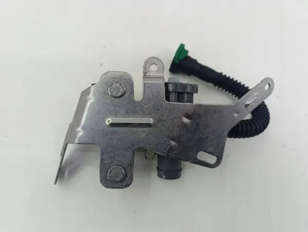 BMW 2 U06 Brandstofafsluitklep OEM 9884310 image 3