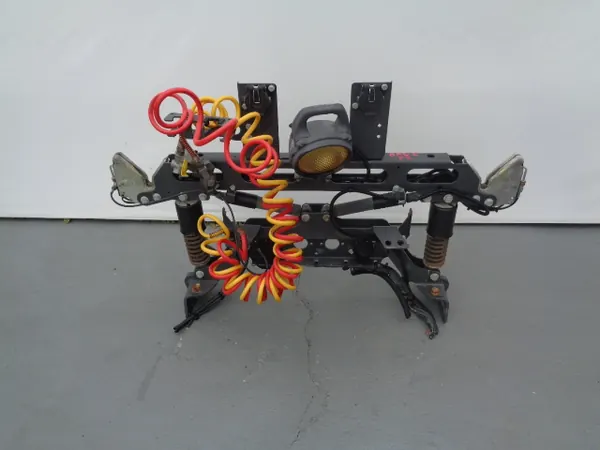 Mercedes Axor cabine-ophanging achter OEM 2358789685464645386797685432312 image 2