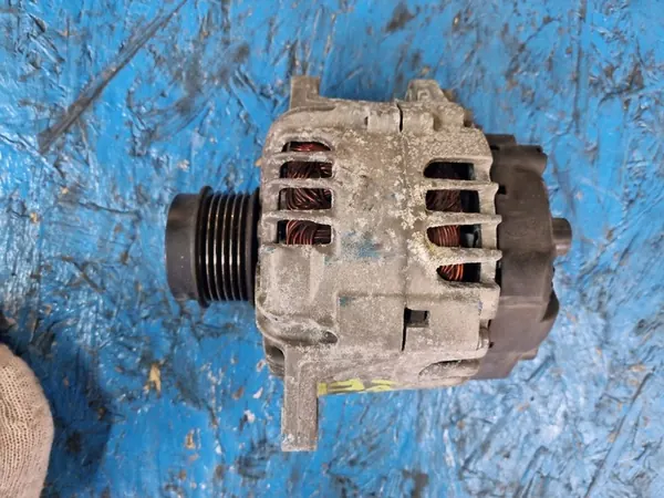 HYUNDAI KIA 1.6 GDI Alternator image 2