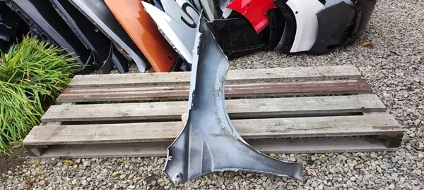 Parafango anteriore VW Polo 2G0 image 7