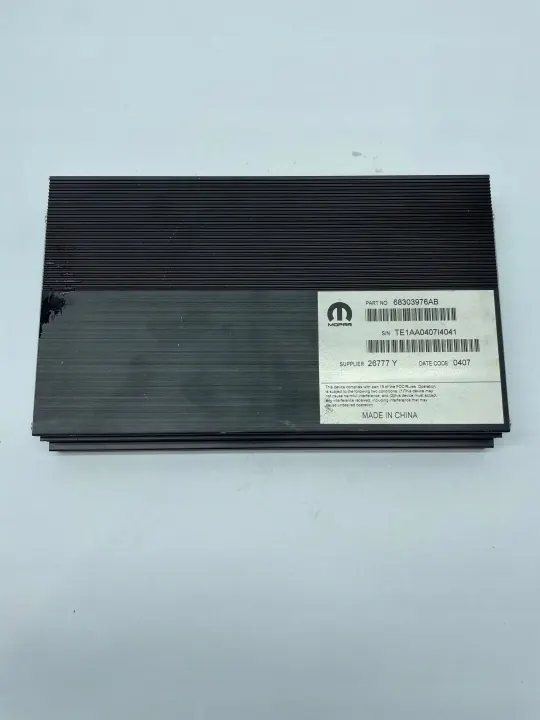 Dodge Versterker OEM 68303976AB voor Challenger 3.6L image 2