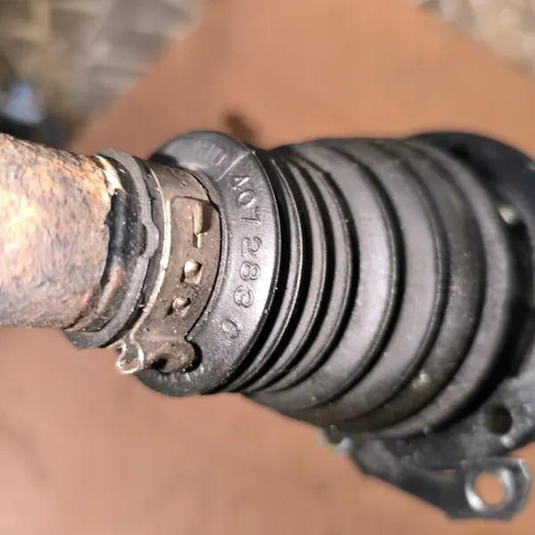 AUDI A3 8P VW SKODA 1.9 TDI Vänster Framskärmsaxel 1H0407283C image 2