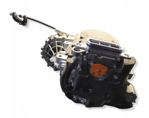 Motor eléctrico Fiat 500E usado OEM 46348460 image 5