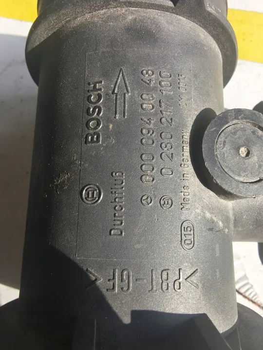 Débitmètre d'air usagé OEM 0280217100 Mercedes image 3
