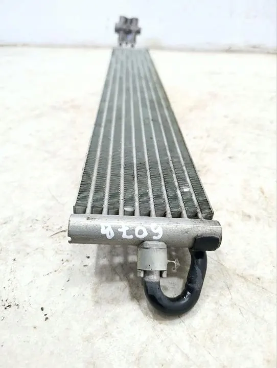 Radiador Porsche CAYENNE 2015 7P0317019A image 4