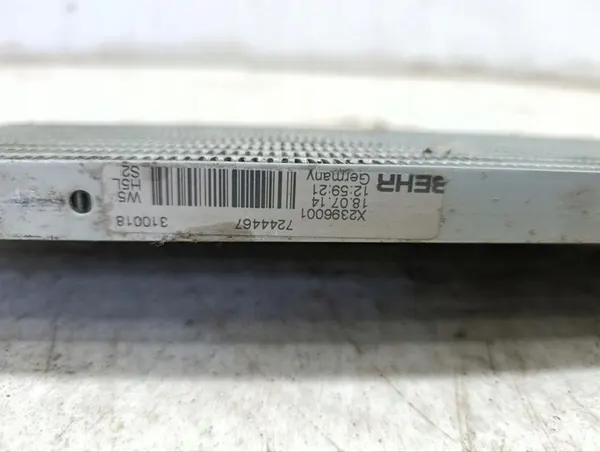 Radiador Porsche CAYENNE 2015 7P0317019A image 9