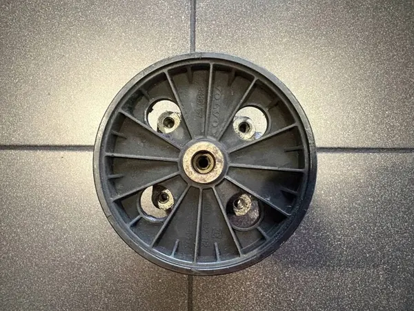 Bomba de direção assistida VOLVO V70 30741121 image 3