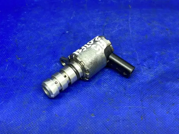 Oliedrukventielsensor OEM 06H115243L Audi A4 A5 image 2