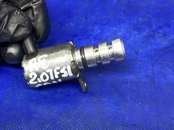 Oliedrukventielsensor OEM 06H115243L Audi A4 A5 image 4