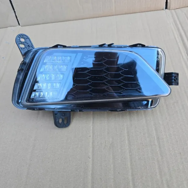 VW Polo 2G0 DRL LED Halogéneo Direito OEM 2G0941662B image 2