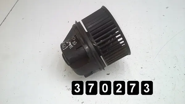 Begagnad Ford värmefläkt OEM AM-370273 image 2