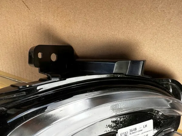 DRL Halogéneo Esquerdo Fiat 600 OEM NCM92-264040 image 3