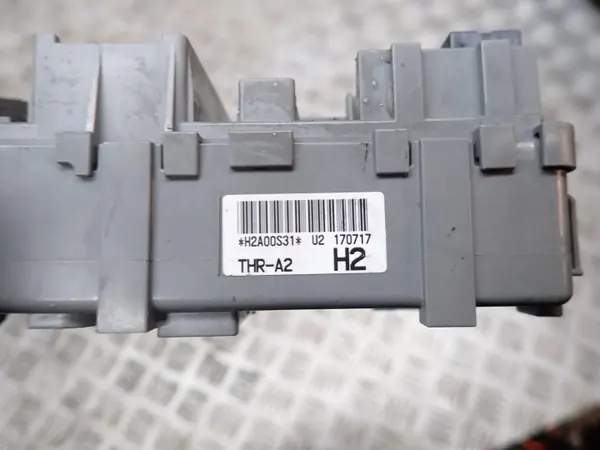 Boîte à fusibles module pour Honda Odyssey 2018 - Occasion image 3