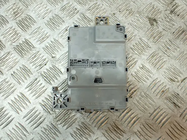 Boîte à fusibles module pour Honda Odyssey 2018 - Occasion image 6