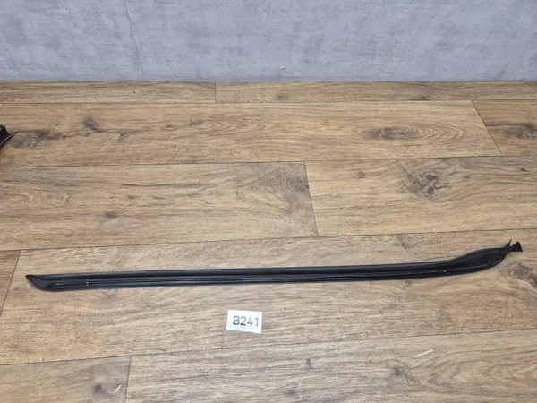 BMW X3 F25 Voorruitkrabben Links OEM 7286179 image 8