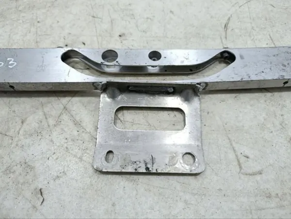 Support radiateur OEM 68456746AC pour Jeep Grand Cherokee image 5