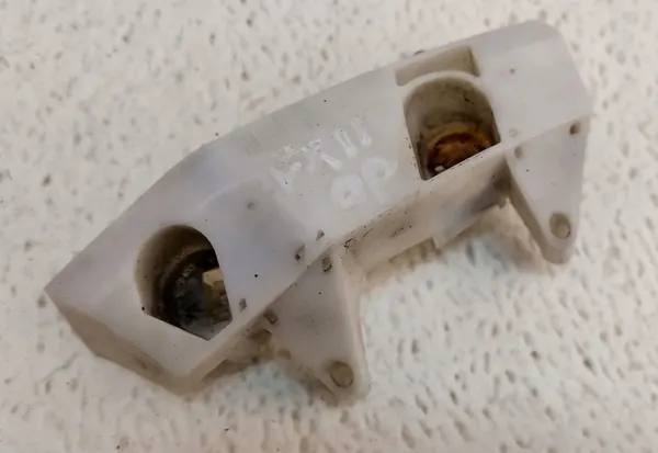 Deslizamento do para-choque dianteiro direito Infiniti FX35 FX37 QX70 OE image 2