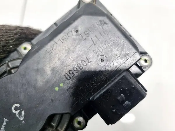 Renault Megane Drosselklappe 2010 1.4L H8200578645 image 4