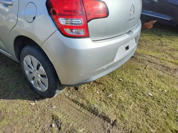 Parachoques trasero Citroen C3 II OEM citroen c3 II 09-16 image 4