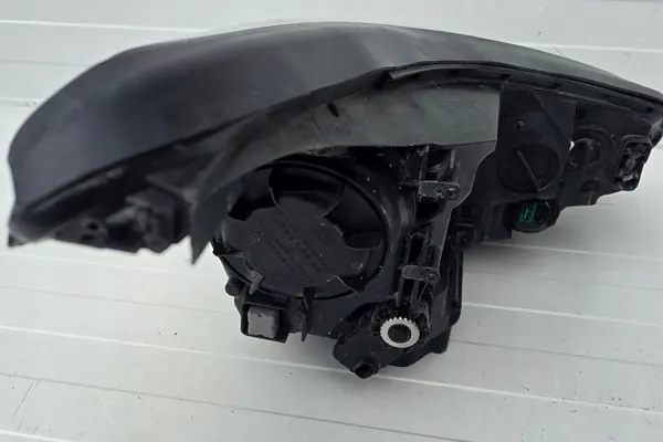 KIA SPORTAGE IV QL 2016-2018 Faro Delantero Izquierdo LED 92101F1010 image 3