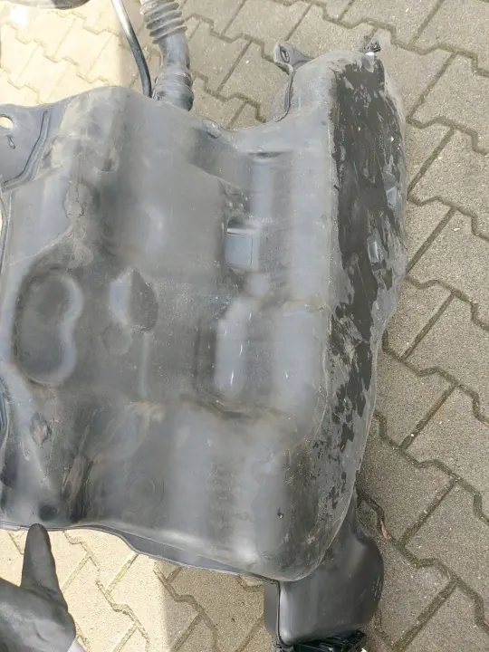 Bomba de combustible Renault Megane IV OEM 8201530486 image 8