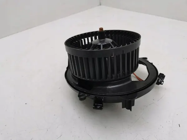 Ventilador de aquecimento Volkswagen T-Roc 2018 image 3