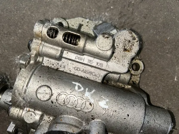 Olje pump 06H115105FL Audi A3 A4 B9 A5 Q5 2.0 TFSI TSI image 3