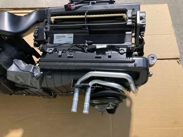 VERWARMING AUDI A4 B9 8W1182001AJ image 4