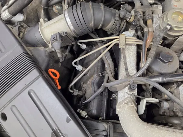 Fuel Filter Housing with Pipes Audi A4 B6 B7 2.5TDI image 5