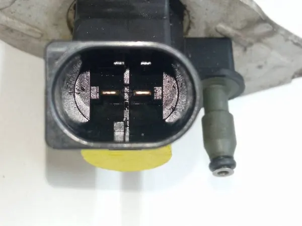 Inyector OEM 0445117003 para Audi A4 B8 3.0 TDI image 3