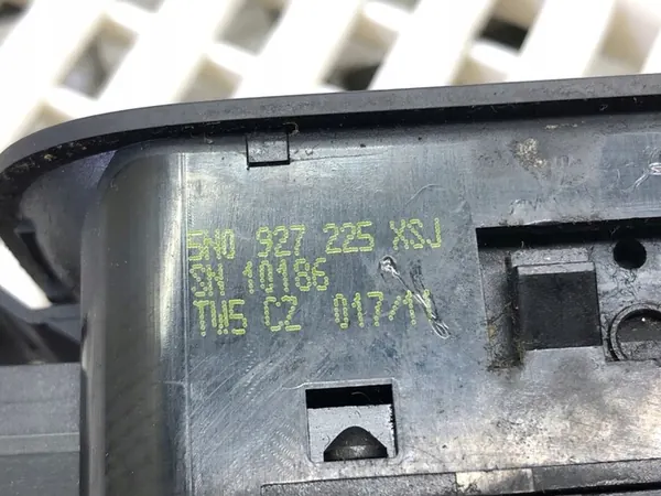 Handbremsenschalter VW Tiguan 2007-2018 5N0927225XSJ image 5