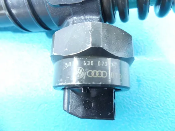 Pompe à lave-glace OEM 0414720029 testée 1.9 TDI image 4