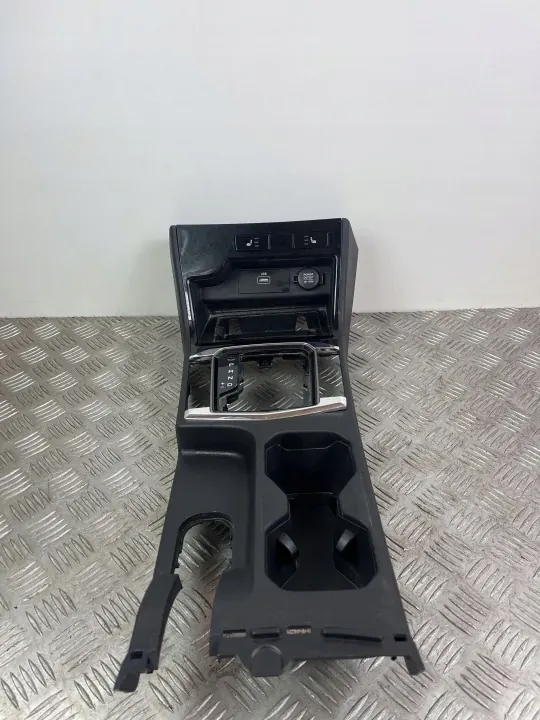 Satsinrunko SsangYong Korando 2022 OEM 7796337010 image 2