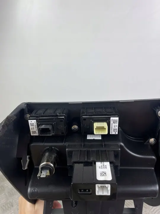 Satsinrunko SsangYong Korando 2022 OEM 7796337010 image 9