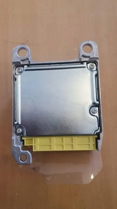 Module airbag OEM HJ00055 pour Lexus LS 5.0L 2007 image 3