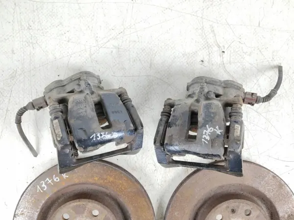 Conjunto de discos e pinças Audi OE OEM RZV72406 image 3