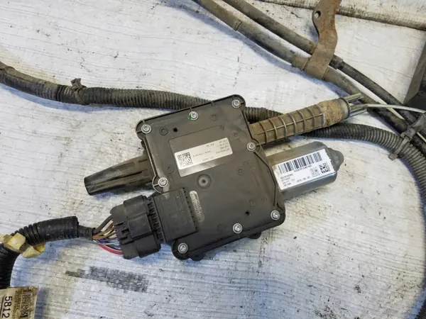 Travão de mão elétrico OEM 22770267 para Opel Antara image 3