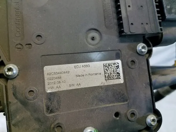 Travão de mão elétrico OEM 22770267 para Opel Antara image 6