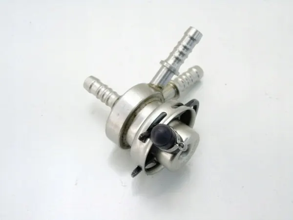 Válvula pressão combustível OEM 0280160557 1.6 FSI image 3