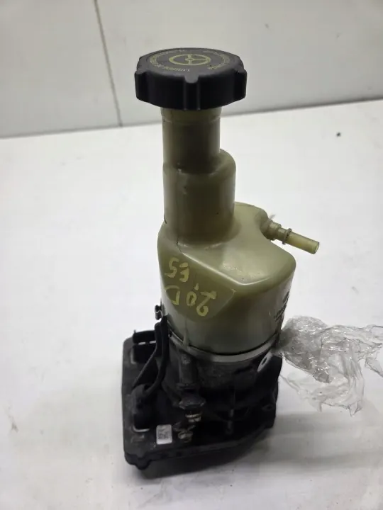 Bomba de dirección asistida Ford BG913K514AC - Pieza OE image 3
