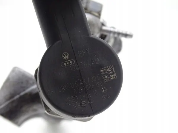 Capteur de rampe d'injection Audi Q7 4L Lift 3.0 TDI 059130090BT image 4