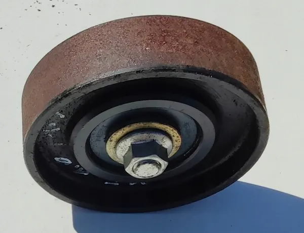 Rol voor hulpstroomriem Toyota Yaris I 1.0/1.3 2000-2006 OEM LOKIUHGUYTGF4 image 3