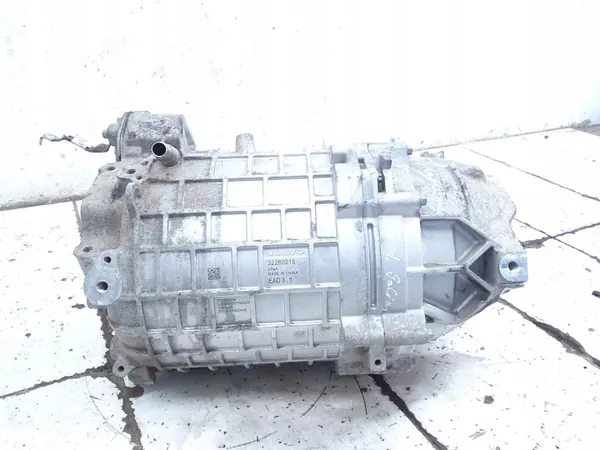Polestar 2 Elmotor OEM 32280215 - Begagnad image 4
