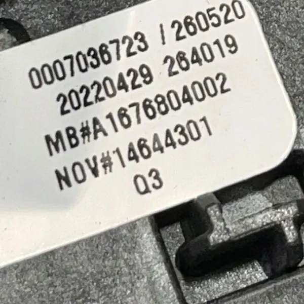 Mercedes-Benz A1676804002 Konsole Lufteinlass - Gebraucht image 3