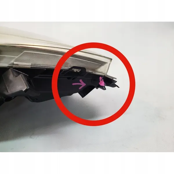 Vasen ajovalaisin Nissan Note 1 E11 Lift 09-14 OEM 26060BH10B image 3